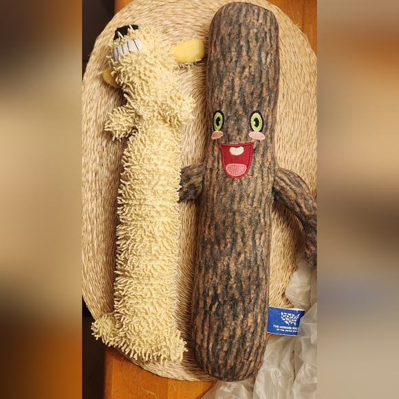 Two dog squeaker toys free with purchase plush plushy - Picture 2 of 2